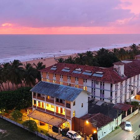 Randy'S Seaview Studio Negombo Esterno foto